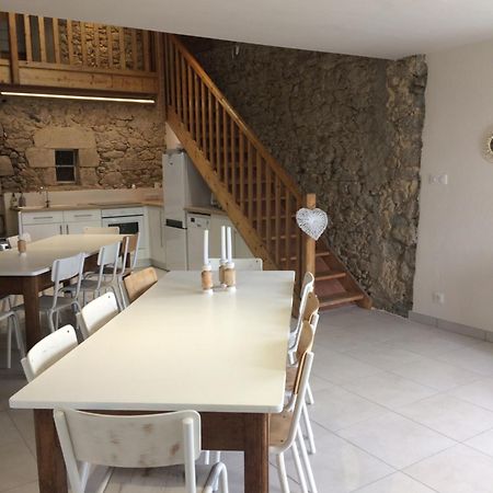 LE PETIT MONTY Gite Côté Jardin Saint-Malo-du-Bois Extérieur photo
